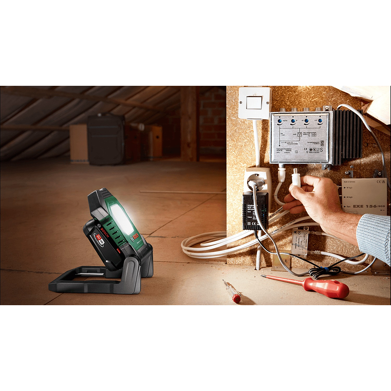 Luz de trabalho LED sem fio UniversalWorkLight 18V-2100 - Sem bateria | Sem carregador BOSCH DIY 7