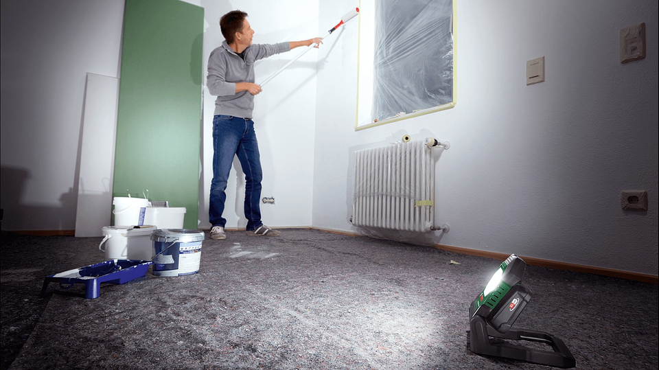 Luz de trabalho LED sem fio UniversalWorkLight 18V-2100 - Sem bateria | Sem carregador BOSCH DIY 9