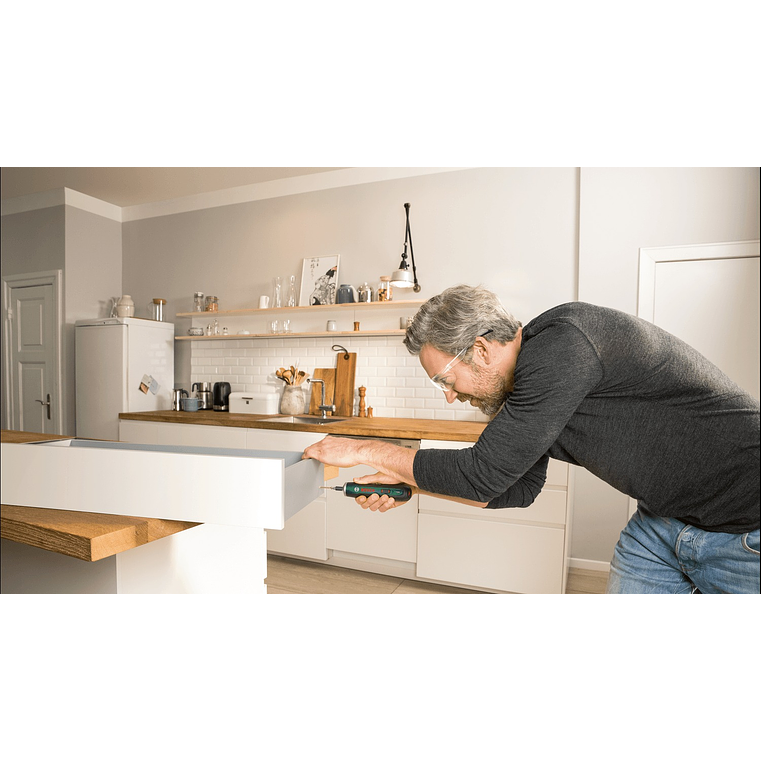 Aparafusadora sem fio PushDrive - Carregador USB + 32 pontas de aparafusar BOSCH DIY  6