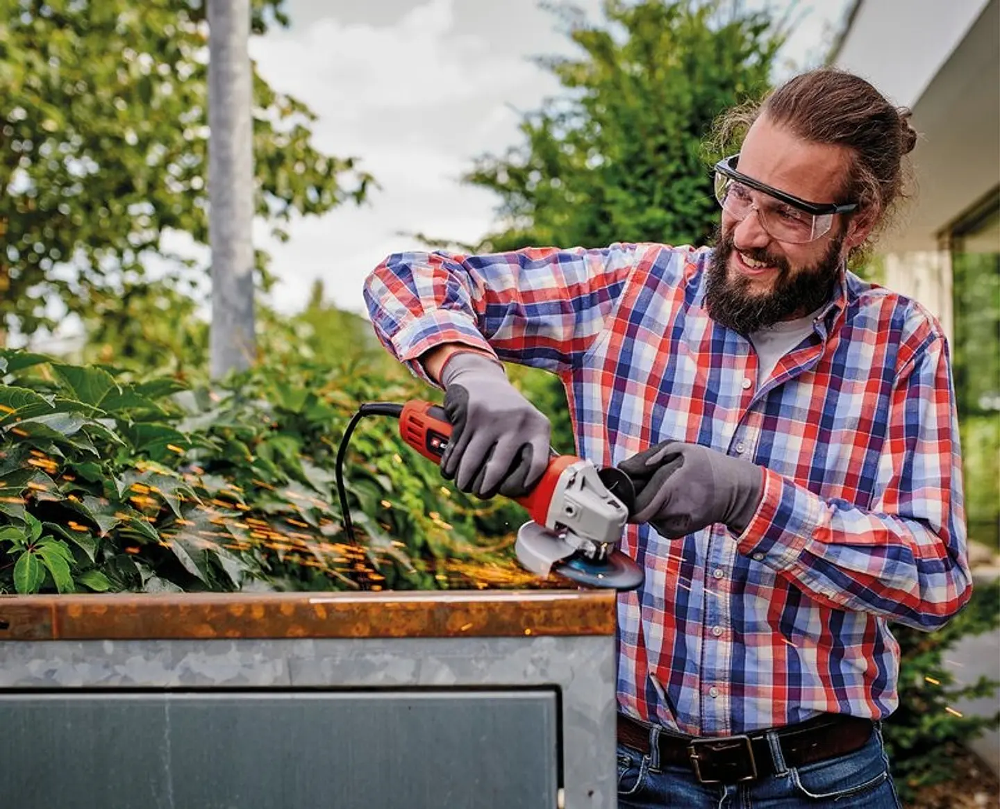 Rebarbadora angular TC-AG 115/750 CLASSIC EINHELL  4