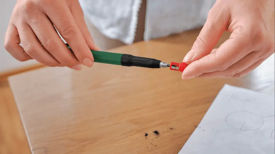 Lápis marcador para furos profundos BOSCH DIY  6