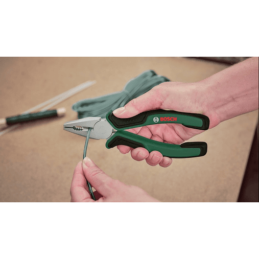 Conjunto básico de 14 ferramentas manuais Easy BOSCH DIY  6