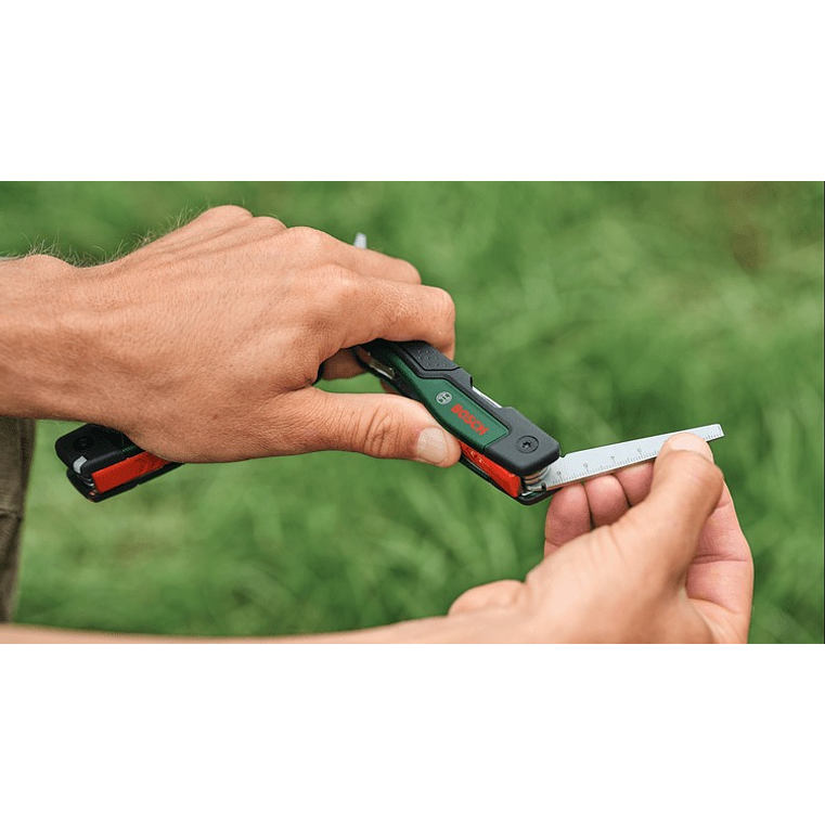 Multiferramenta 16 em 1 BOSCH DIY  8