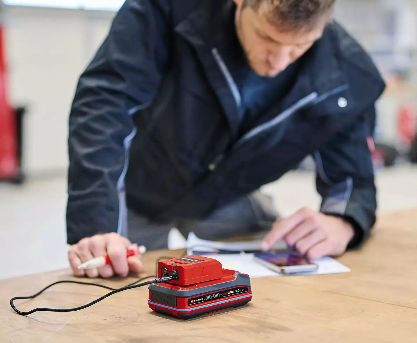 Adaptador sem fio USB TC-CP 18 Li USB A/C-Solo CLASSIC EINHELL  2