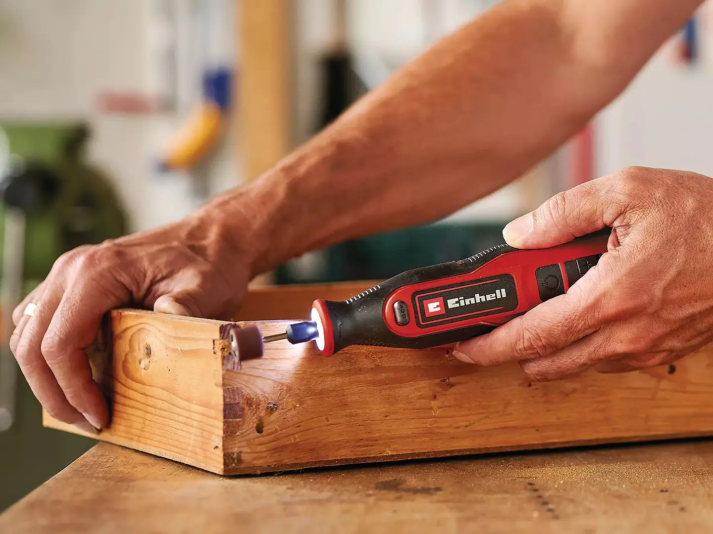 Ferramenta para gravar/lixar sem fio TE-MT 7,2 Li EXPERT EINHELL  7