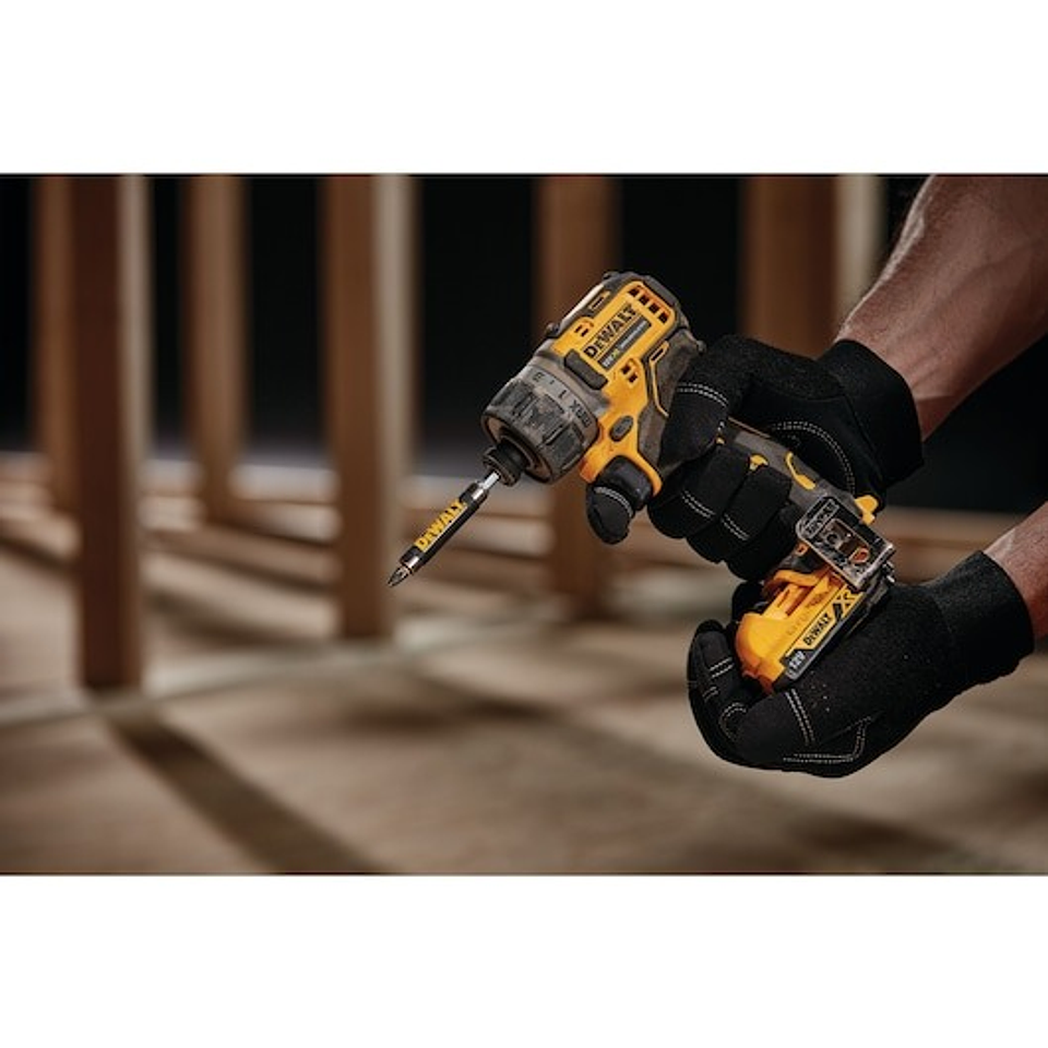 Aparafusadora 1/4' sem escovas XR 12V DCF601N-XJ DEWALT  4