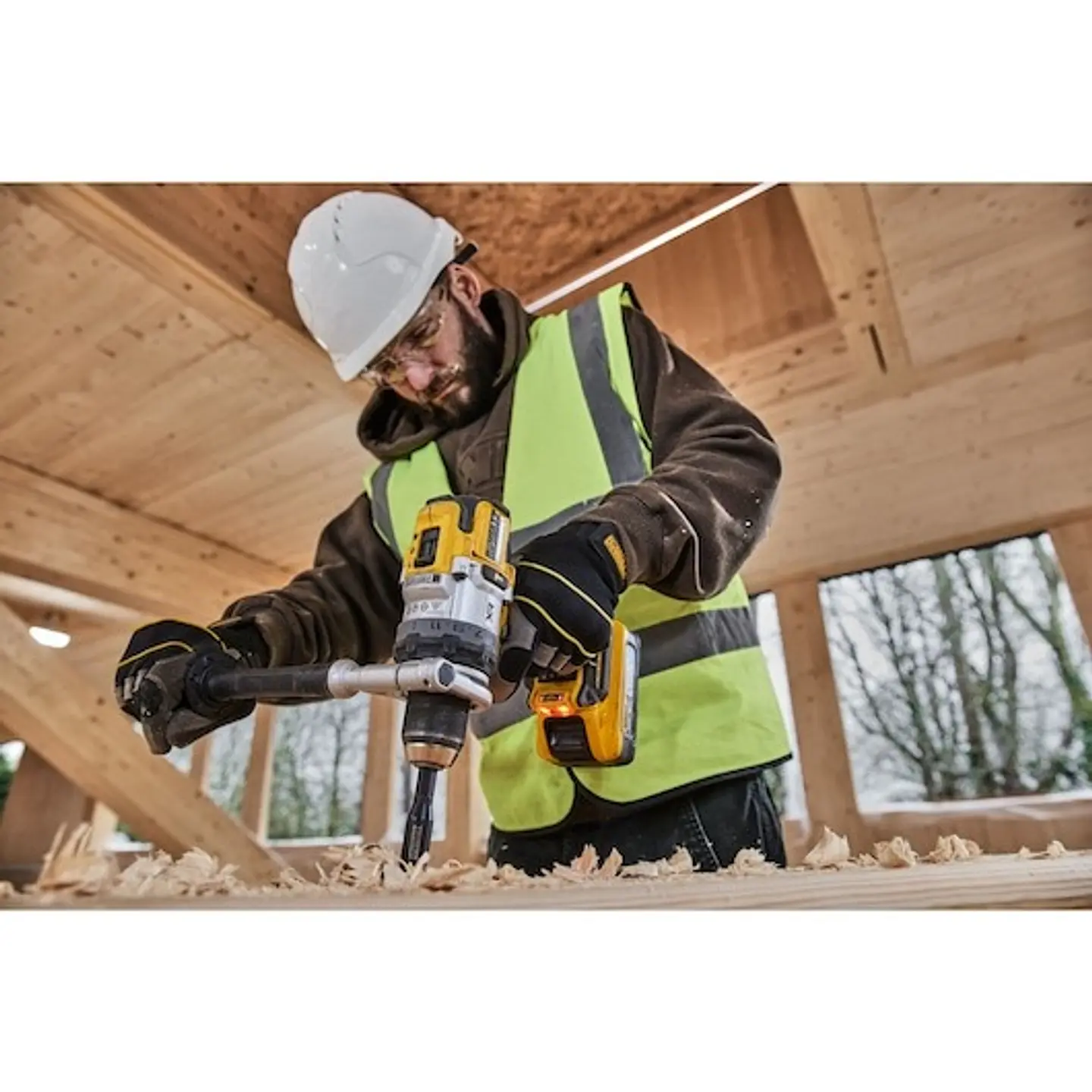 Berbequim Aparafusador Percussão sem escovas XR 18V XRP 13mm 169Nm sem carregador/bateria com mala TSTAK DEWALT  8