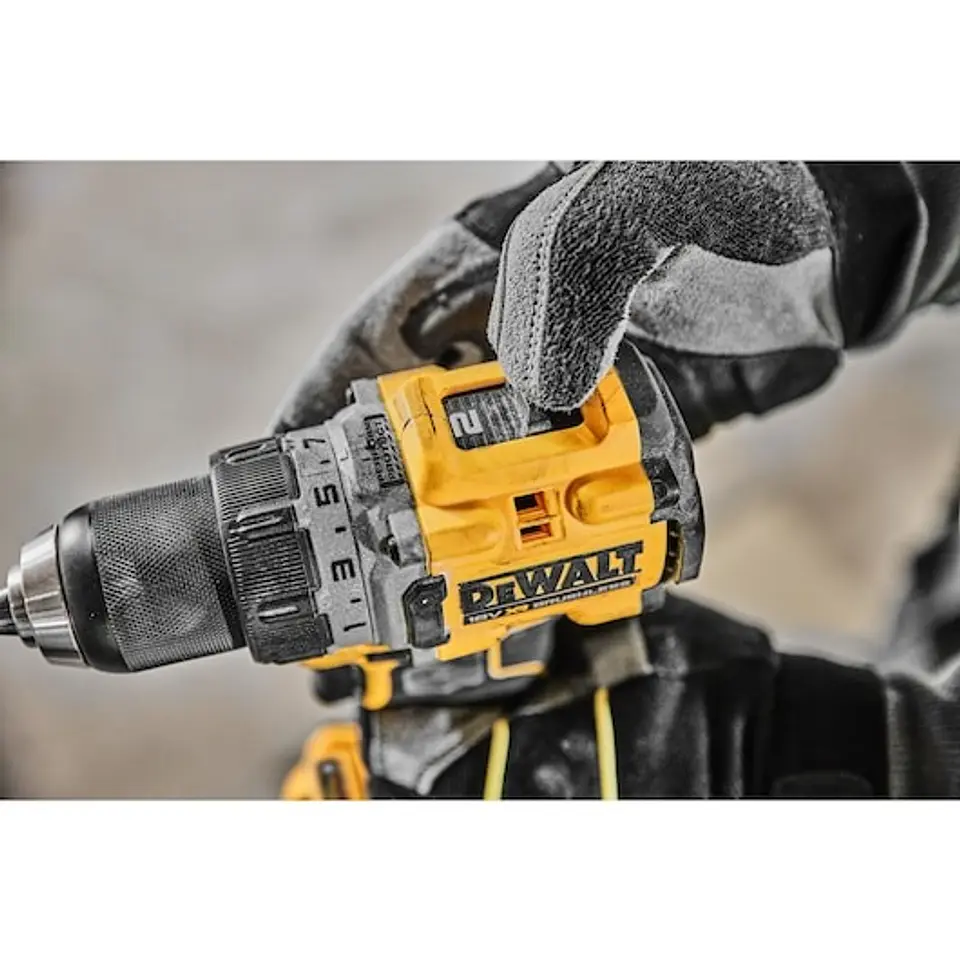 Berbequim/Aparafusador sem Escovas XR 18V - 2 Baterias de 5.0 Ah DEWALT  8