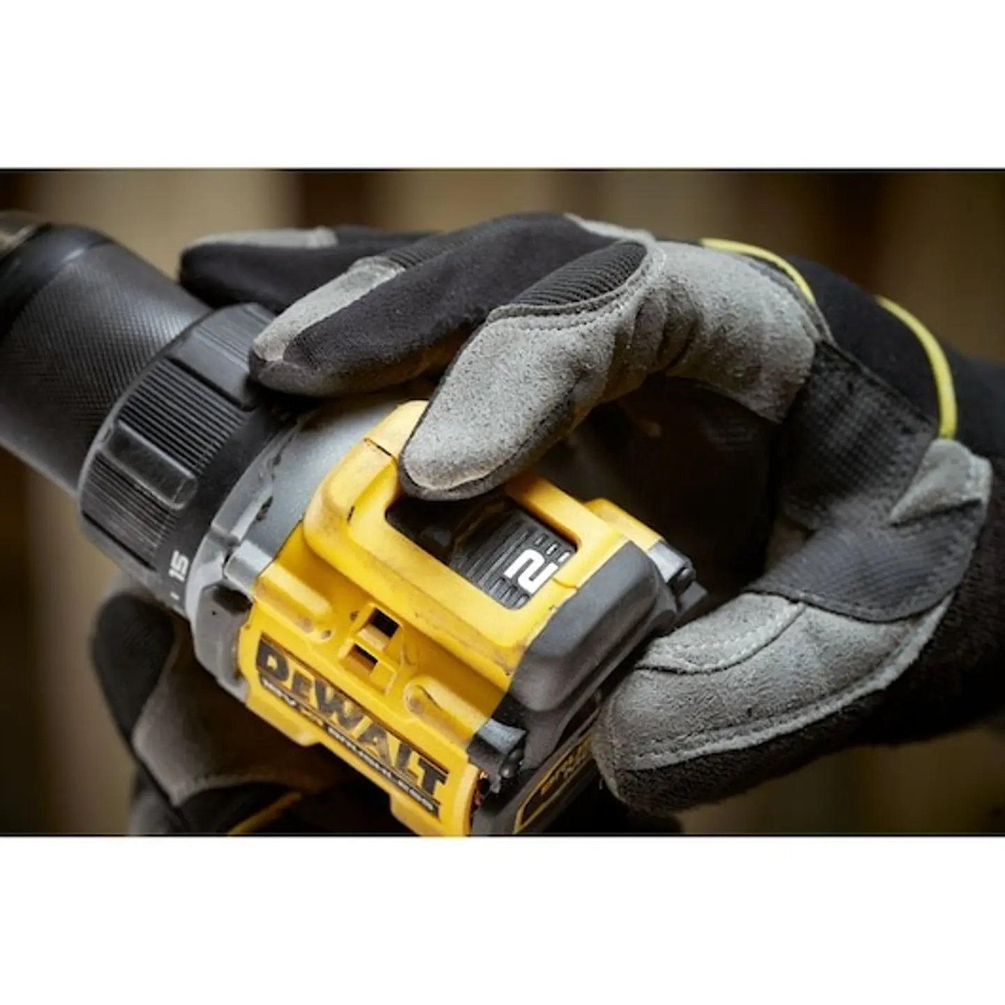 Berbequim Aparafusador sem escovas XR 18V 13mm 74Nm Li-Ion 5Ah com mala TSTAK DEWALT  4