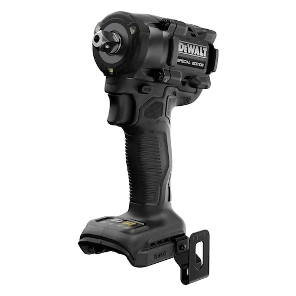 KIT McLaren XR 18V = Aparafusador de Impacto + Chave de Impacto 1/2'' 406Nm + 2 baterias Li-Ion 5Ah + mala TSTAK DEWALT  4