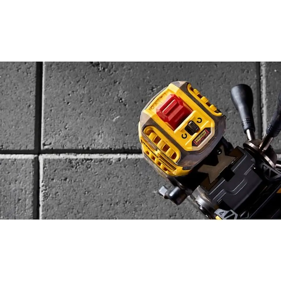 Berbequim magnético sem escovas XR 18V sem carregador/bateria DEWALT  5
