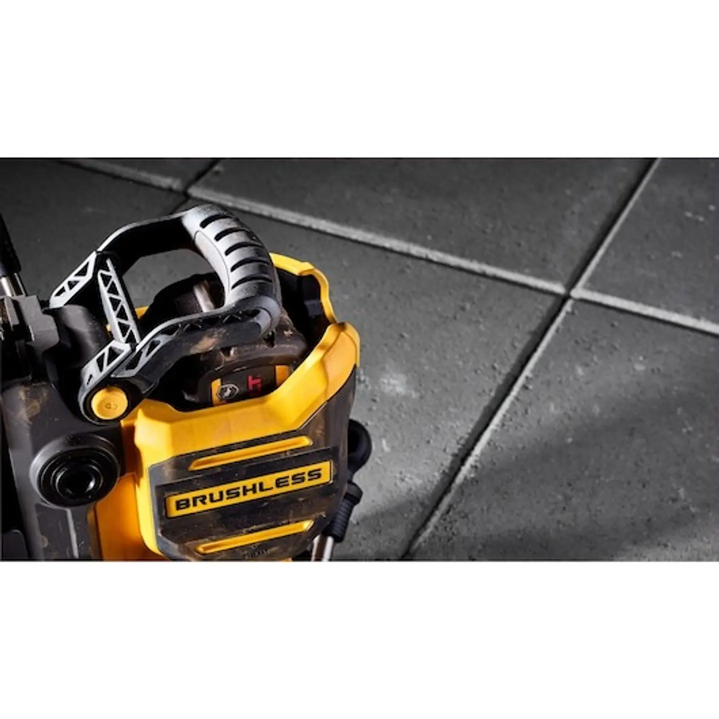 Berbequim magnético sem escovas XR 18V sem carregador/bateria DEWALT  16