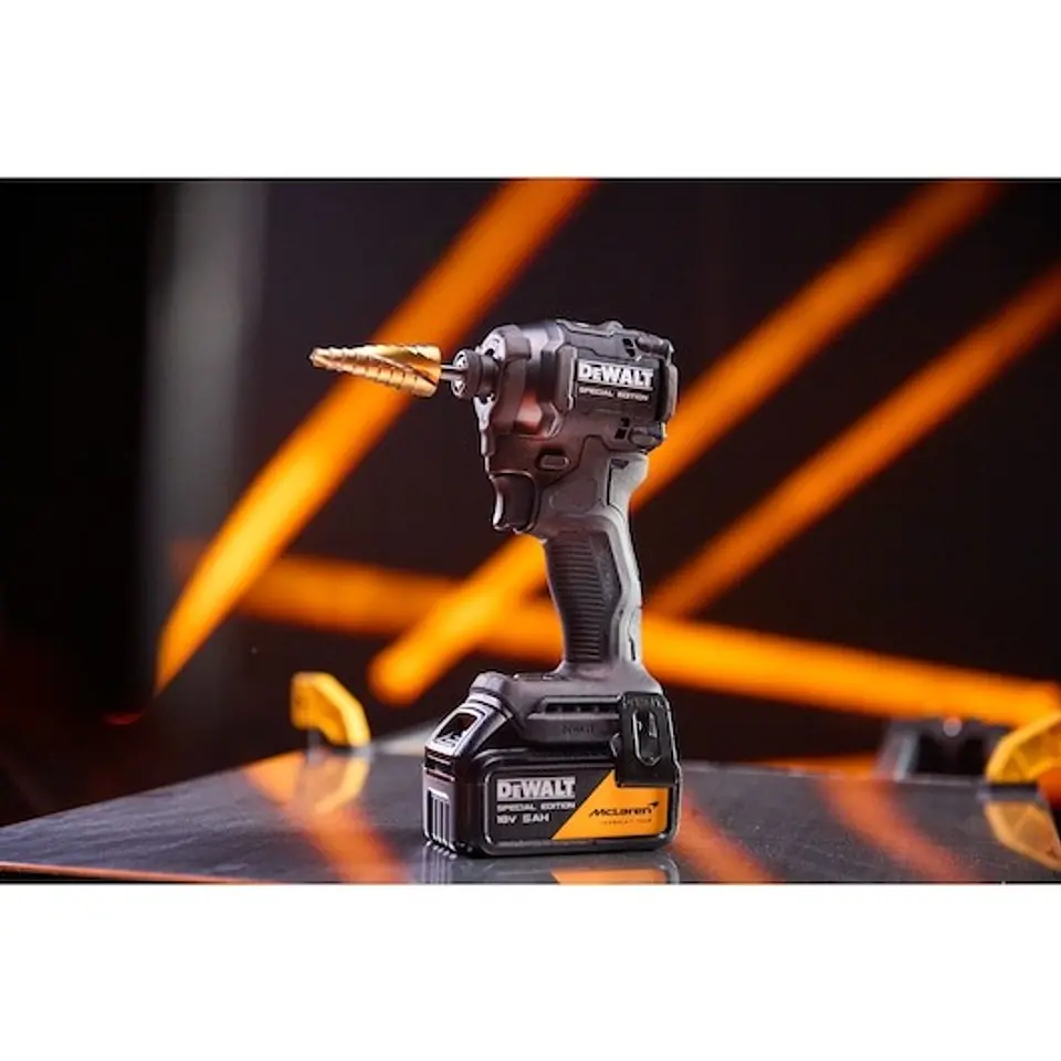 Aparafusadora Impacto McLaren sem escovas XR 18V 1/4