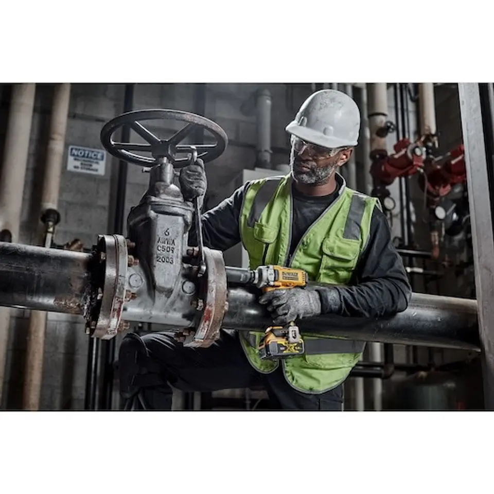 Chave Impacto sem escovas XR 18V Li-Ion 5Ah 1/2