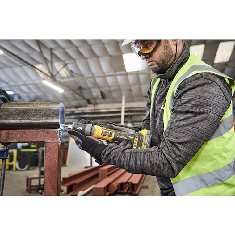 Rebarbadora direita sem escovas XR 18V Pinça 6mm, com interruptor homem-morto sem carregador/bateria DEWALT  8