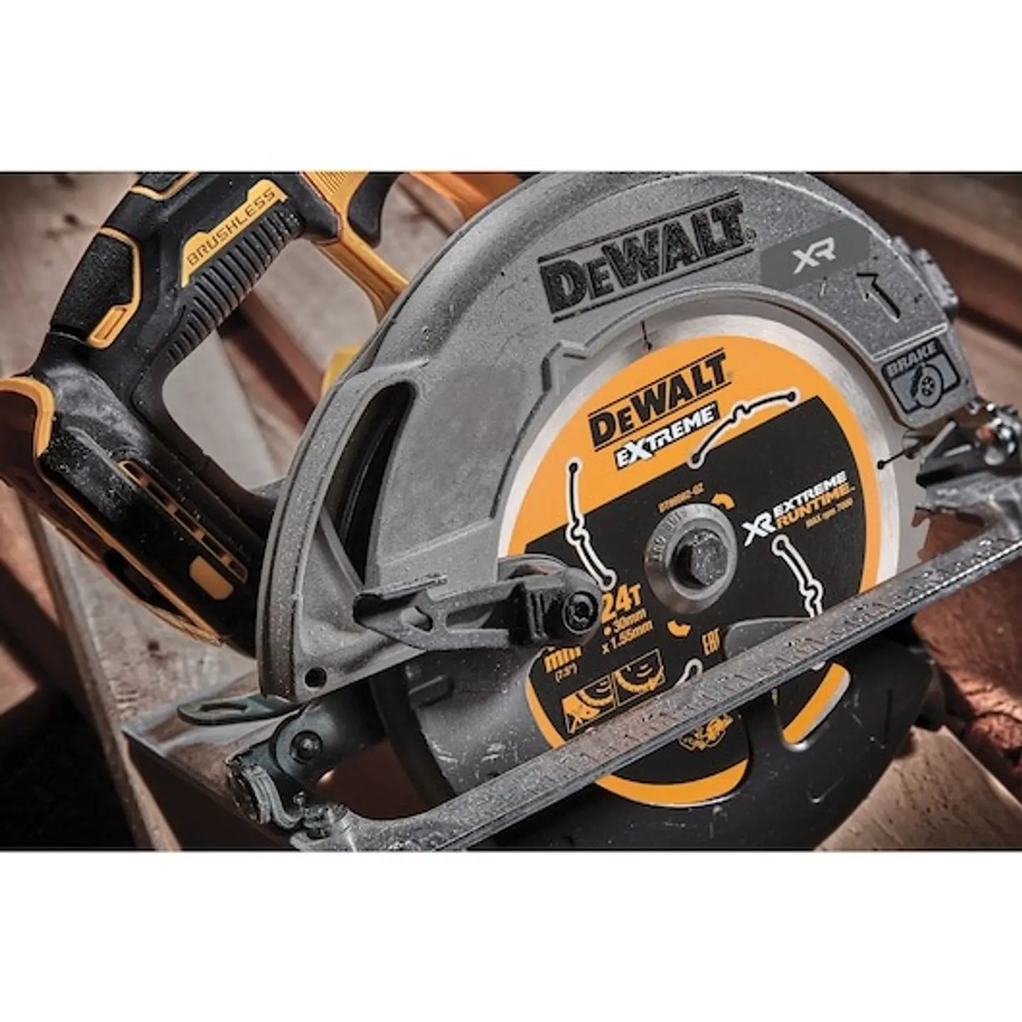 Serra Circular XR 18V Ø190mm com Vantagem FLEXVOLT DEWALT  12