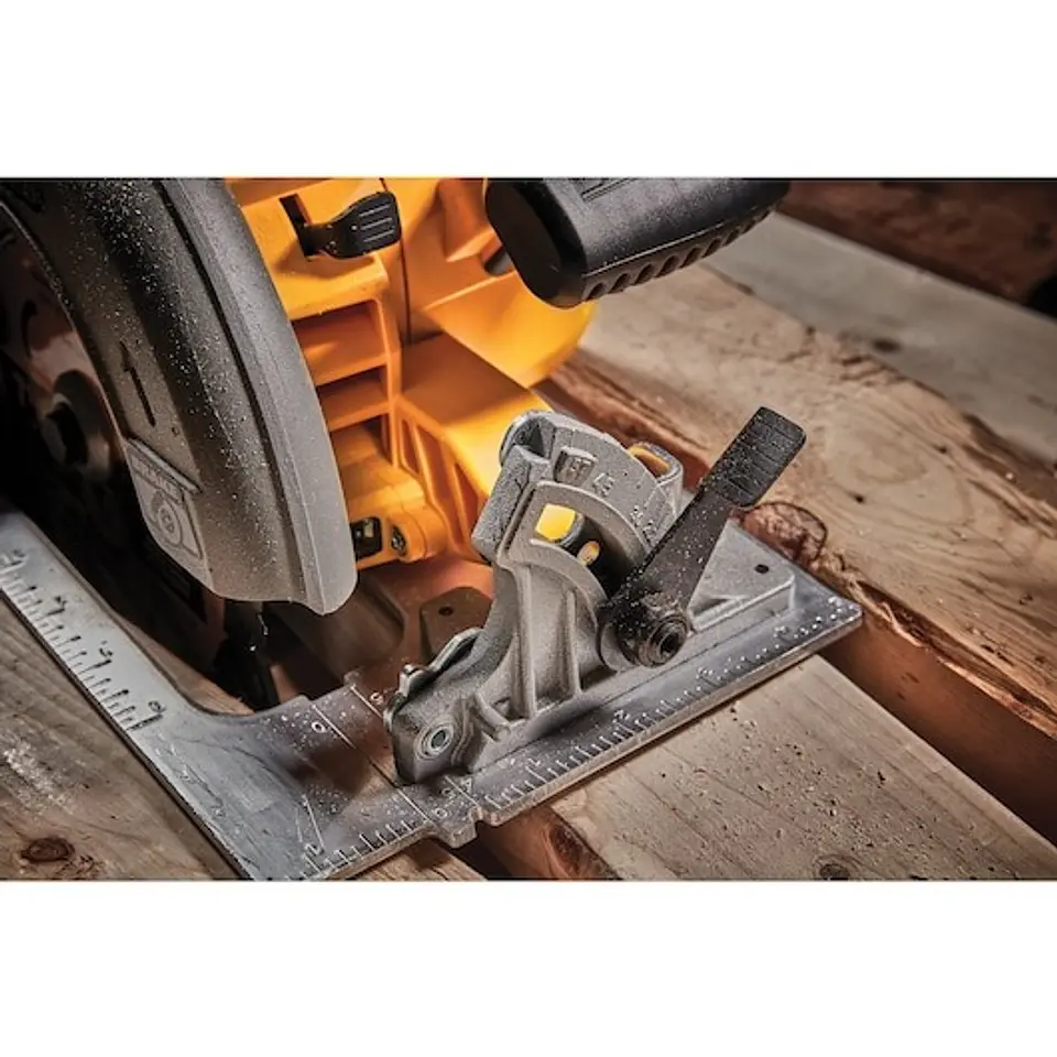 Serra Circular XR 18V Ø190mm com Vantagem FLEXVOLT DEWALT  16