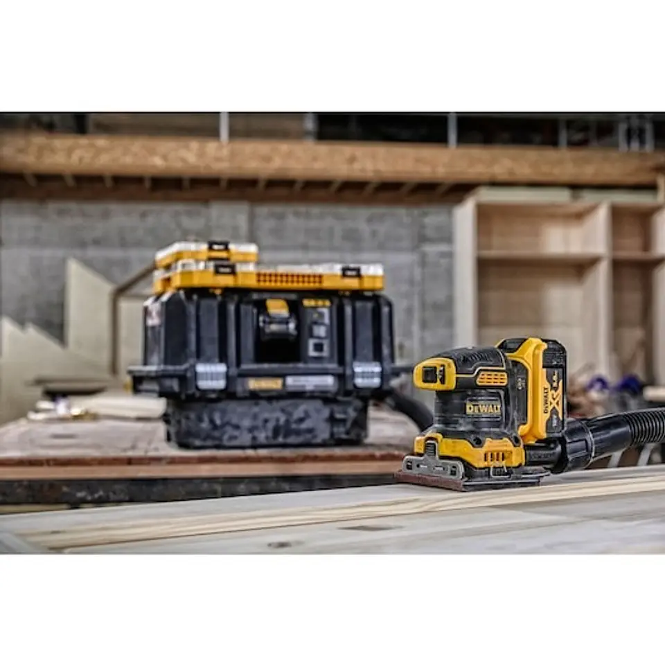 Lixadora Vibratória sem escovas XR 18V Li-Ion 5Ah DEWALT  13