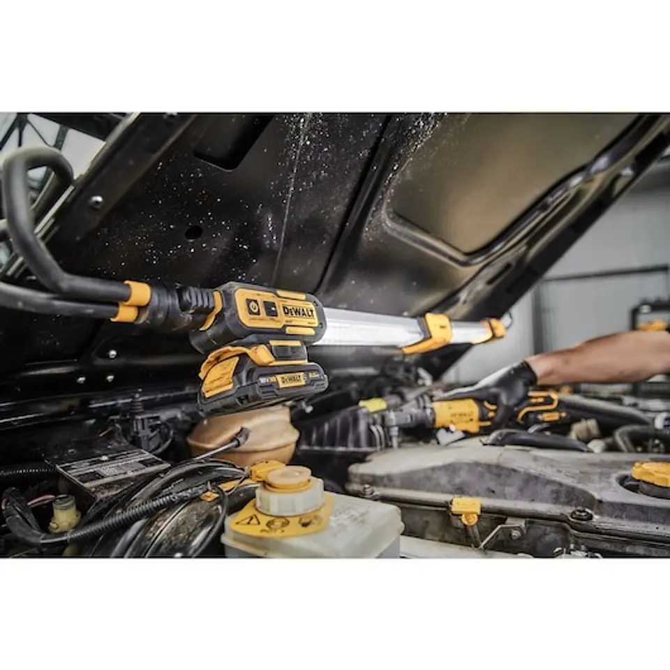 Luz sob o capô XR DEWALT  3