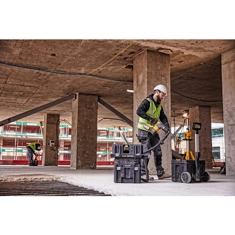 Aspirador sólidos e líquidos XR FLEXVOLT 54V Classe M DEWALT 26