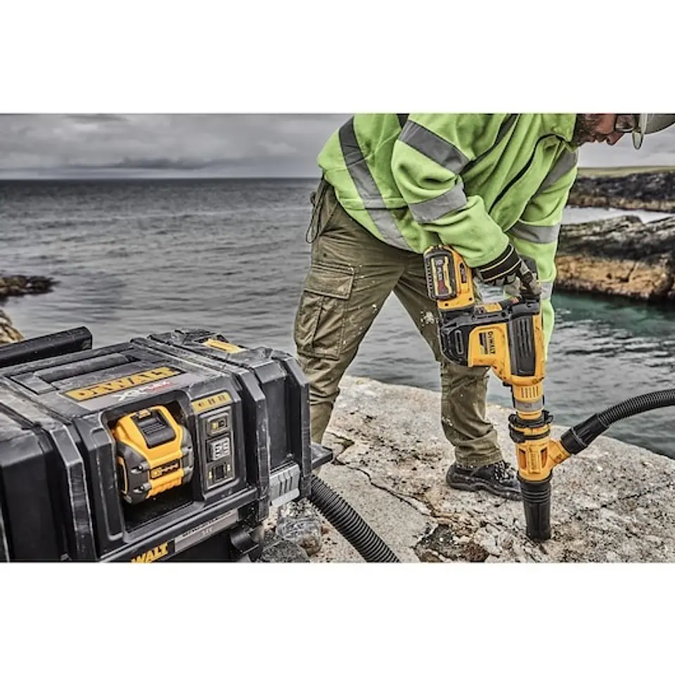 Aspirador sólidos e líquidos XR FLEXVOLT 54V Classe M DEWALT 41