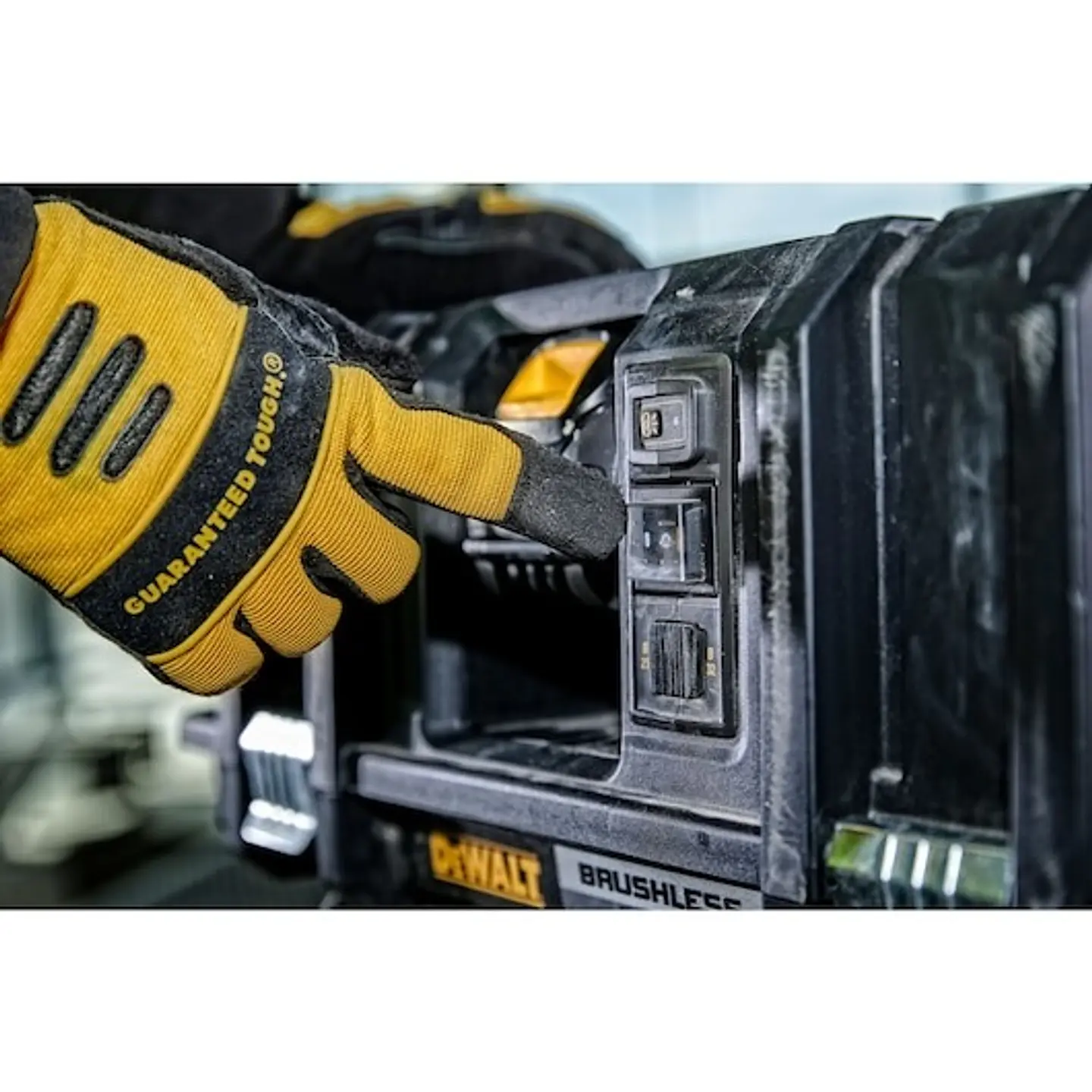 Aspirador sólidos e líquidos XR FLEXVOLT 54V Classe M DEWALT 42