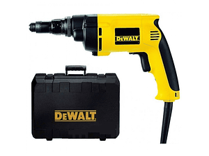 Aparafusadora 540W com embraiagem ajustável DEWALT 