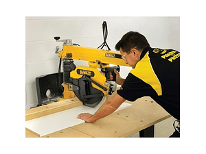 Serra de Braço Radial 4.000W - 4 HP - Ø350mm - Trifásica - Prof. 110mm DEWALT 