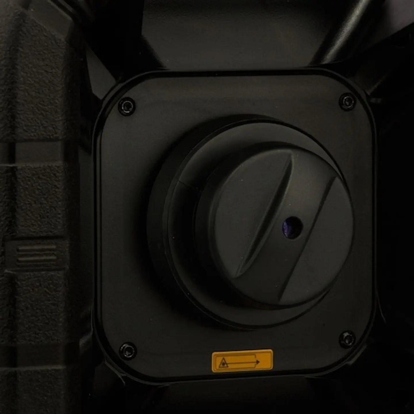 Nível Laser Rotativo autonivelante VERMELHO XR 18V com bateria Li-Ion 2Ah DEWALT  10