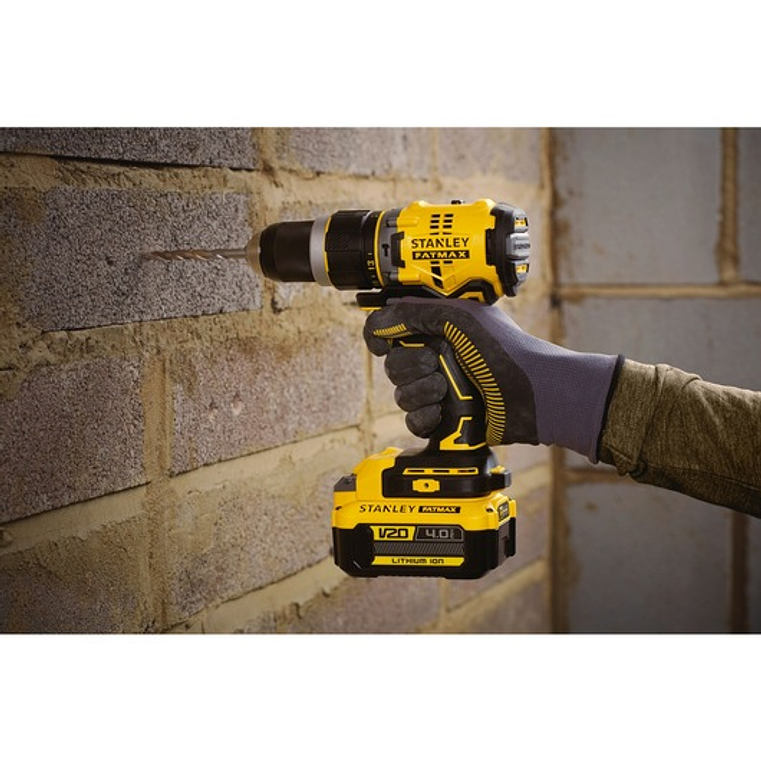 BERBEQUIM COM PERCUSSÃO BRUSHLESS V20 LI-ION 18V COM 2 BATERIAS 4AH, CARREGADOR 2A E MALA STANLEY  11