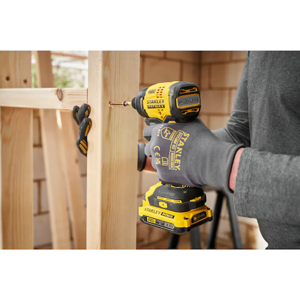 Aparafusador de Impacto BRUSHLESS V20 Li-Ion 18V 170Nm. Inclui 1 bateria de Li-Ion 2Ah, carregador de 1,25A e mala Pro-Stack STANLEY  5