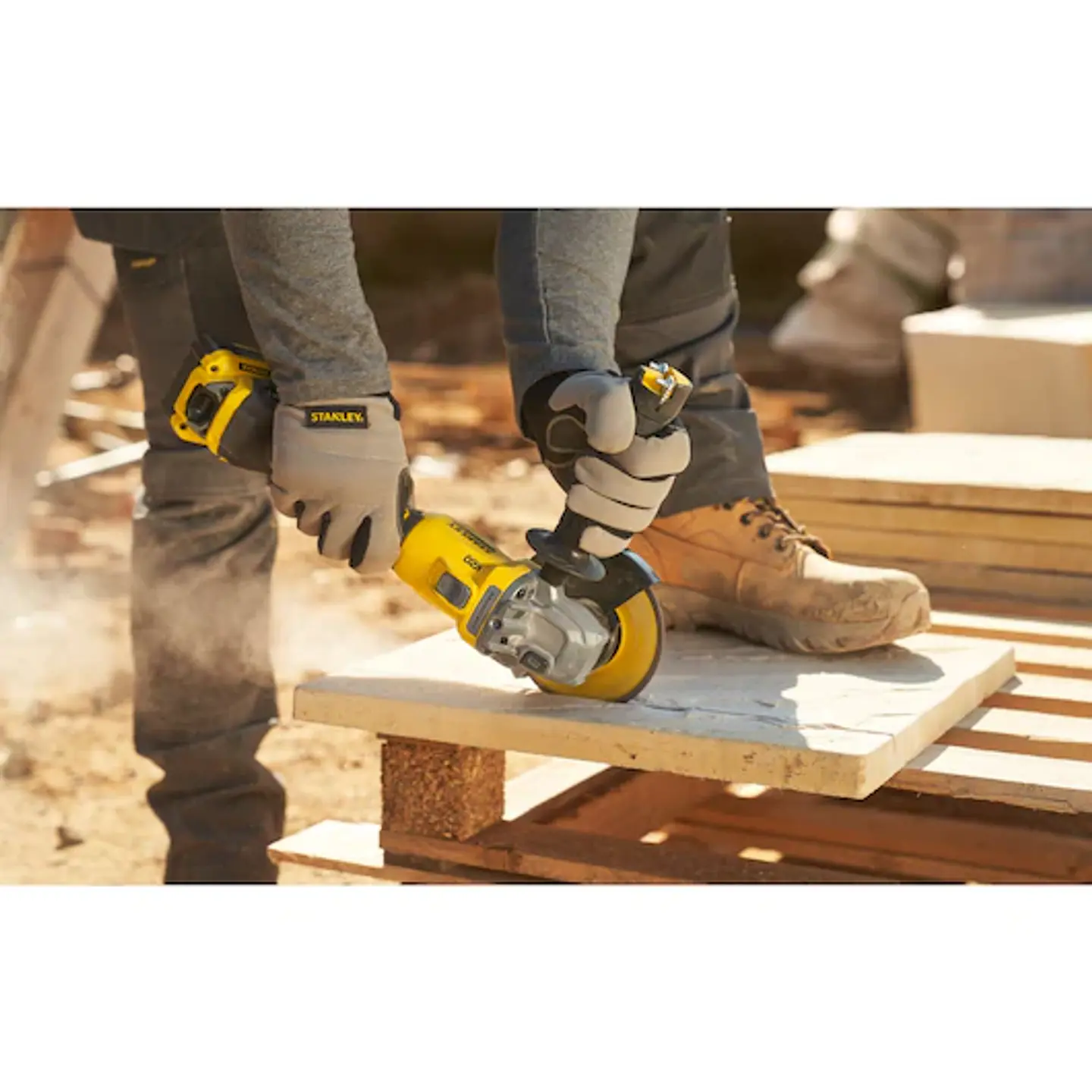 Rebarbadora BRUSHLESS V20 Li-Ion 18V 125mm com bateria, carregador e mala ProStack STANLEY  7