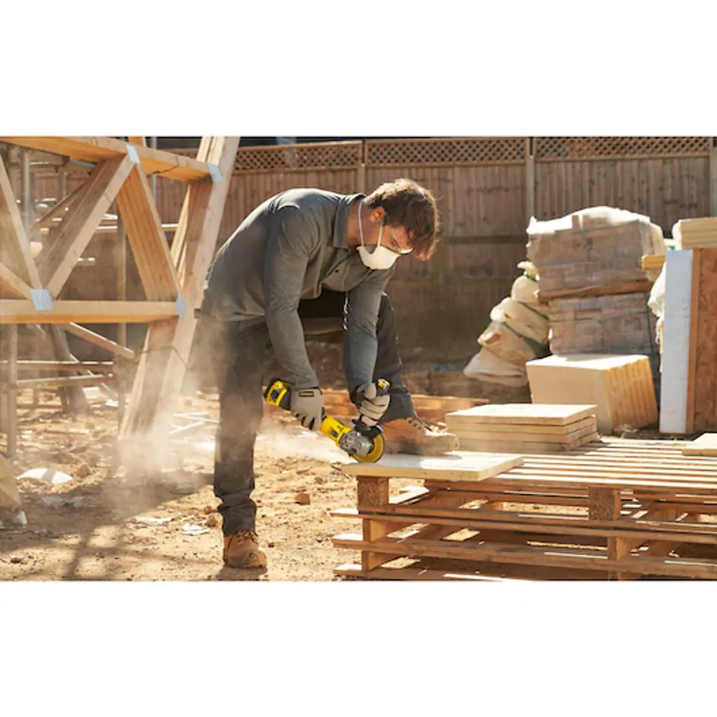 Rebarbadora BRUSHLESS V20 Li-Ion 18V 125mm com bateria, carregador e mala ProStack STANLEY  8