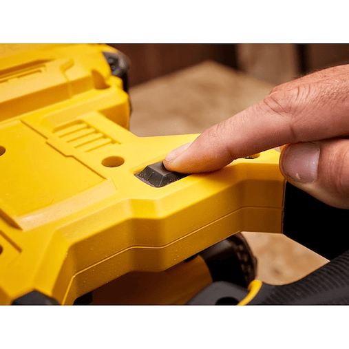 SERRA DE ESQUADRIA V20 LI-ION 18V Ø190 mm COM 1 BATERIA 4AH E CARREGADOR STANLEY  9