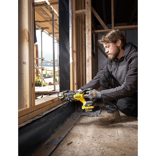 Serra Sabre BRUSHLESS V20 Li-Ion 18V com bateria, carregador e mala ProStack STANLEY  10