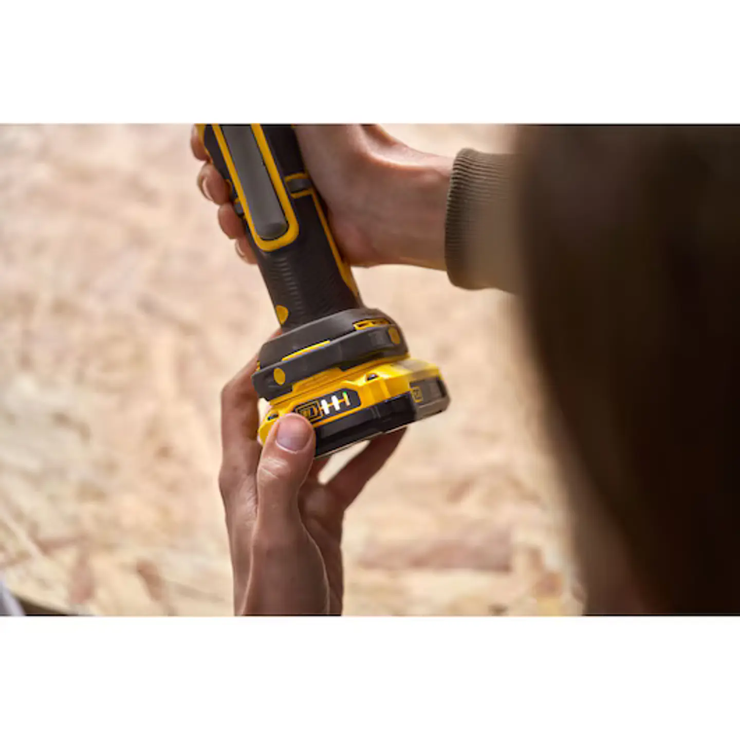 Multiferramenta Oscilante Brushless V20 sem bateria/carregador STANLEY  4