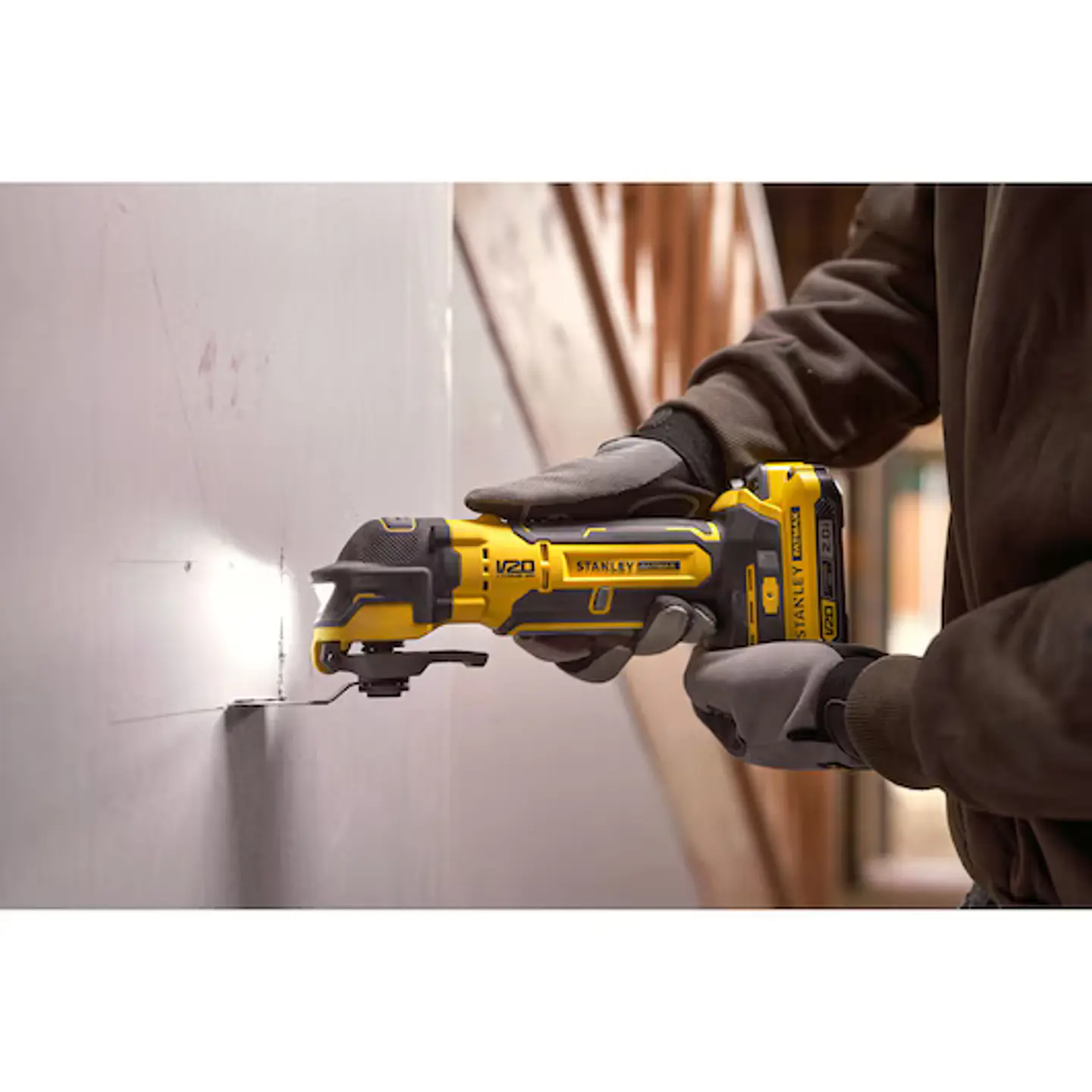 Multiferramenta Oscilante Brushless V20 sem bateria/carregador STANLEY  6