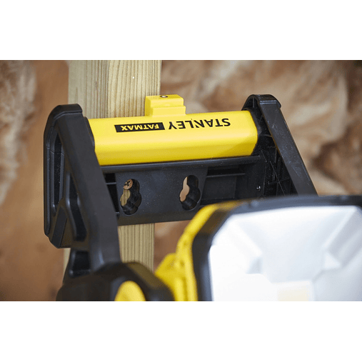 Lanterna LED V20 18V sem bateria/carregador STANLEY  3