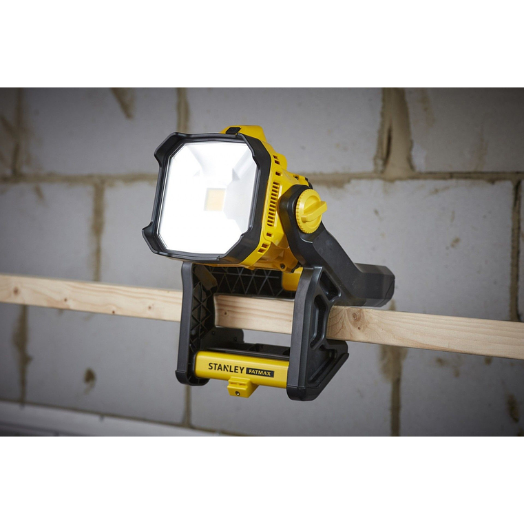 Lanterna LED V20 18V sem bateria/carregador STANLEY  4