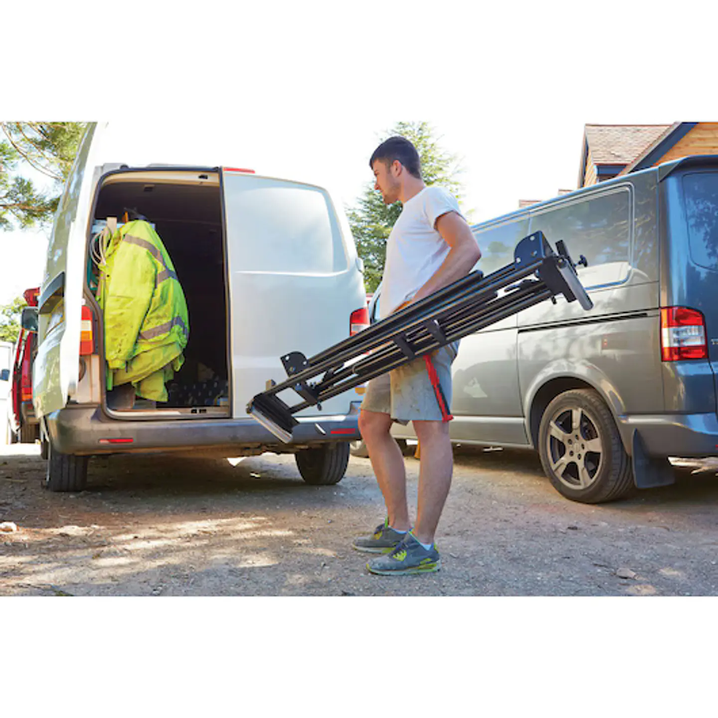 Banco para serra esquadria STANLEY  3