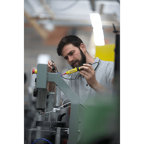 Detetor de tensão de dois polos FATMAX® STANLEY®  4