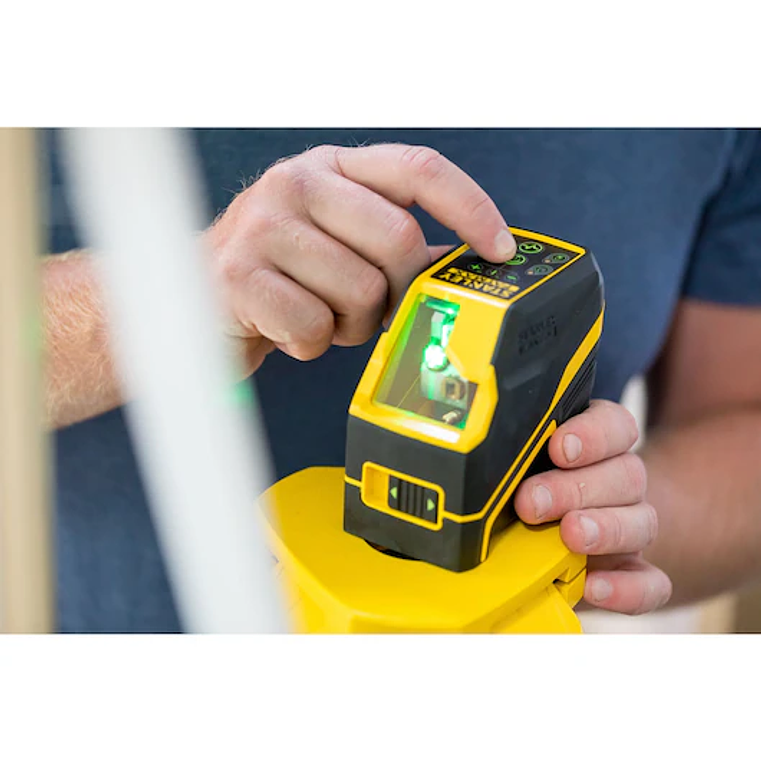Nível laser de linhas verdes em cruz Pilhas alcalinas FATMAX® STANLEY®  8