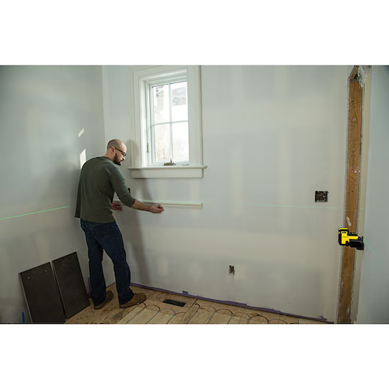 Nível laser VERDE de linhas 360° e linha vertical STANLEY 9