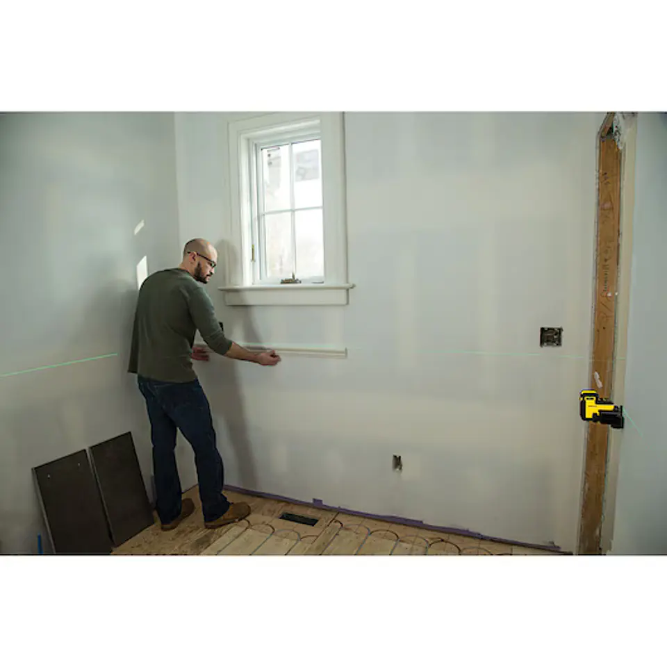 Nível laser VERDE de linhas 360° e linha vertical STANLEY 9