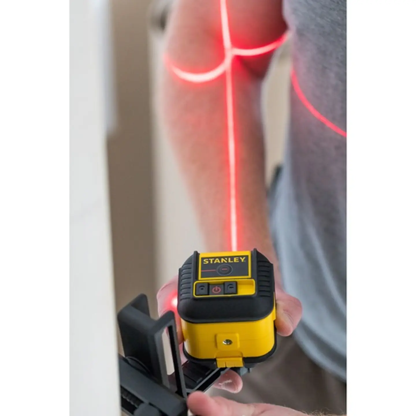 Nível Laser de Linhas Cruzadas STANLEY® Cross 90™ Feixe Vermelho 6