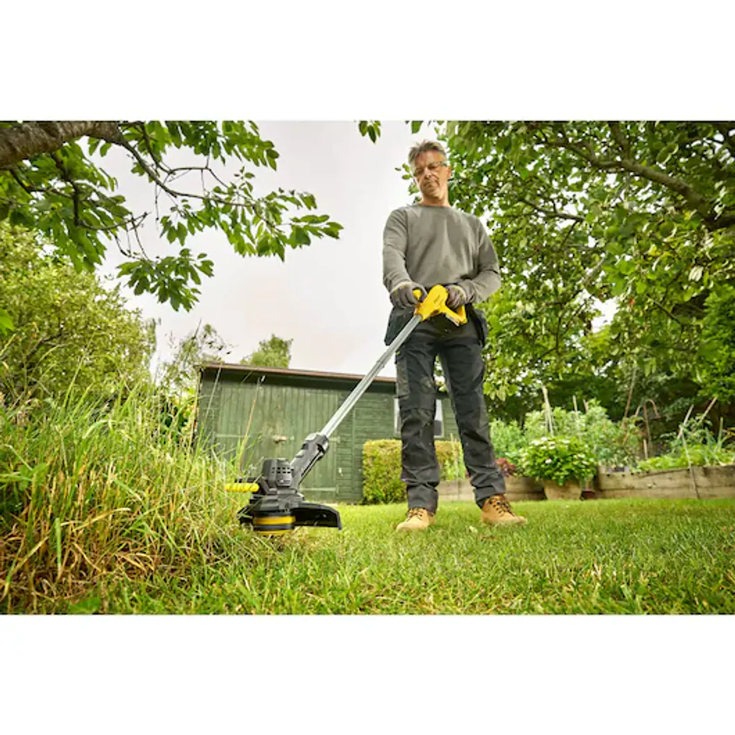 Aparador V20 Li-Ion 18V 25cm sem bateria/carregador STANLEY  8