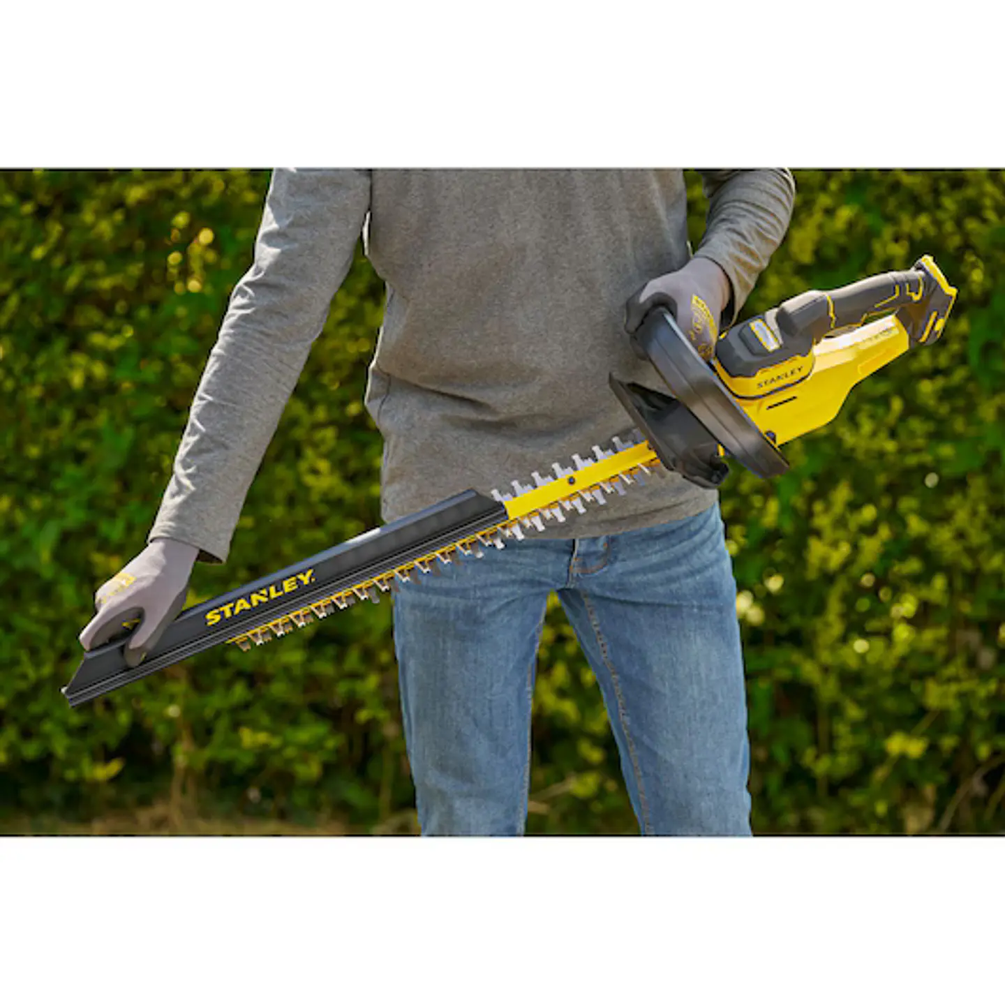 Corta-Sebes sem escovas V20 Li-Ion 18V 55cm com 1 bateria 4Ah STANLEY  6