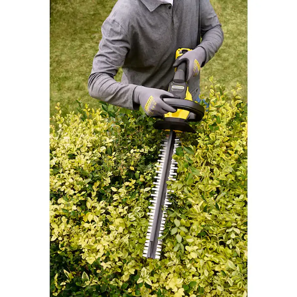 Corta-Sebes sem escovas V20 Li-Ion 18V 55cm com 1 bateria 4Ah STANLEY  11