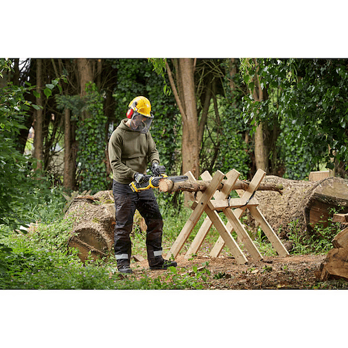 Eletrosserra sem escovas V20 Li-Ion 18V 30cm STANLEY  8