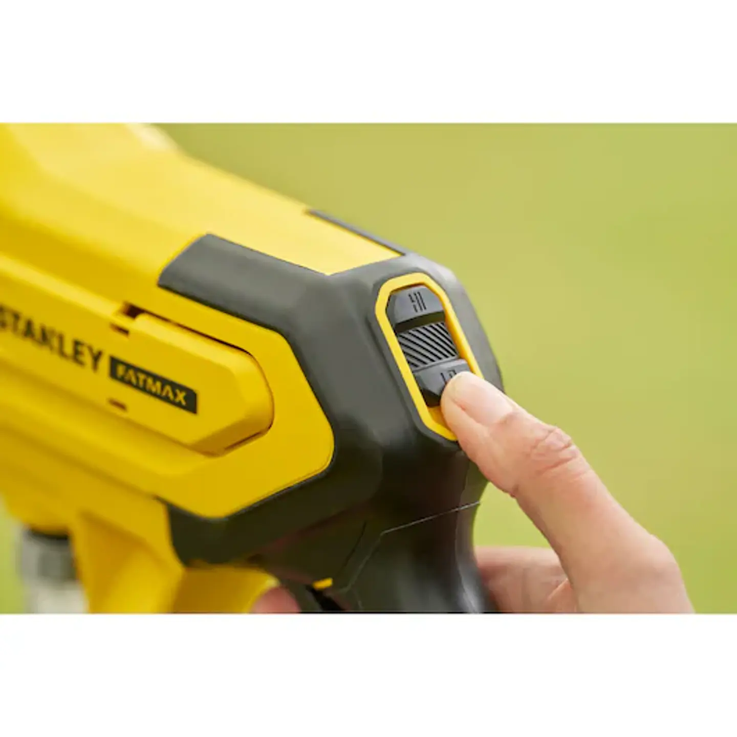 Lavadora de alta pressão V20 Li-Ion 18V com uma bateria 4h STANLEY  7